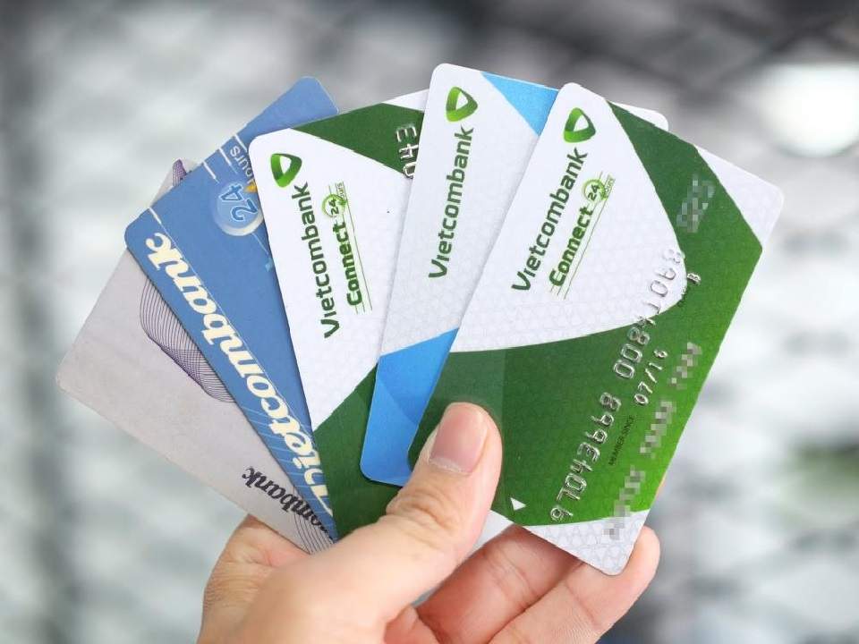 Các loại thẻ của Vietcombank nên sử dụng? có nên dùng thẻ tín dụng Vietcombank